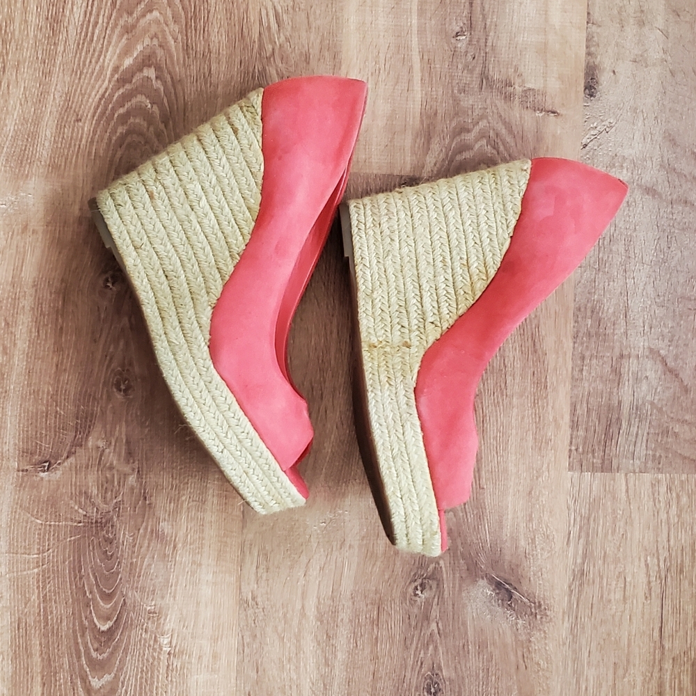 Vince Camuto Coral Open Toe Wedges Size 10m - image 1